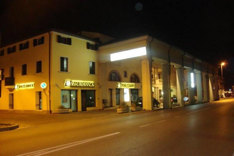 Mestrino Hotel La Loggia מראה חיצוני תמונה